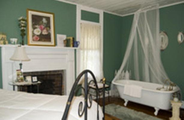 Buffalo Tavern Bed And Breakfast West Jefferson Room photo